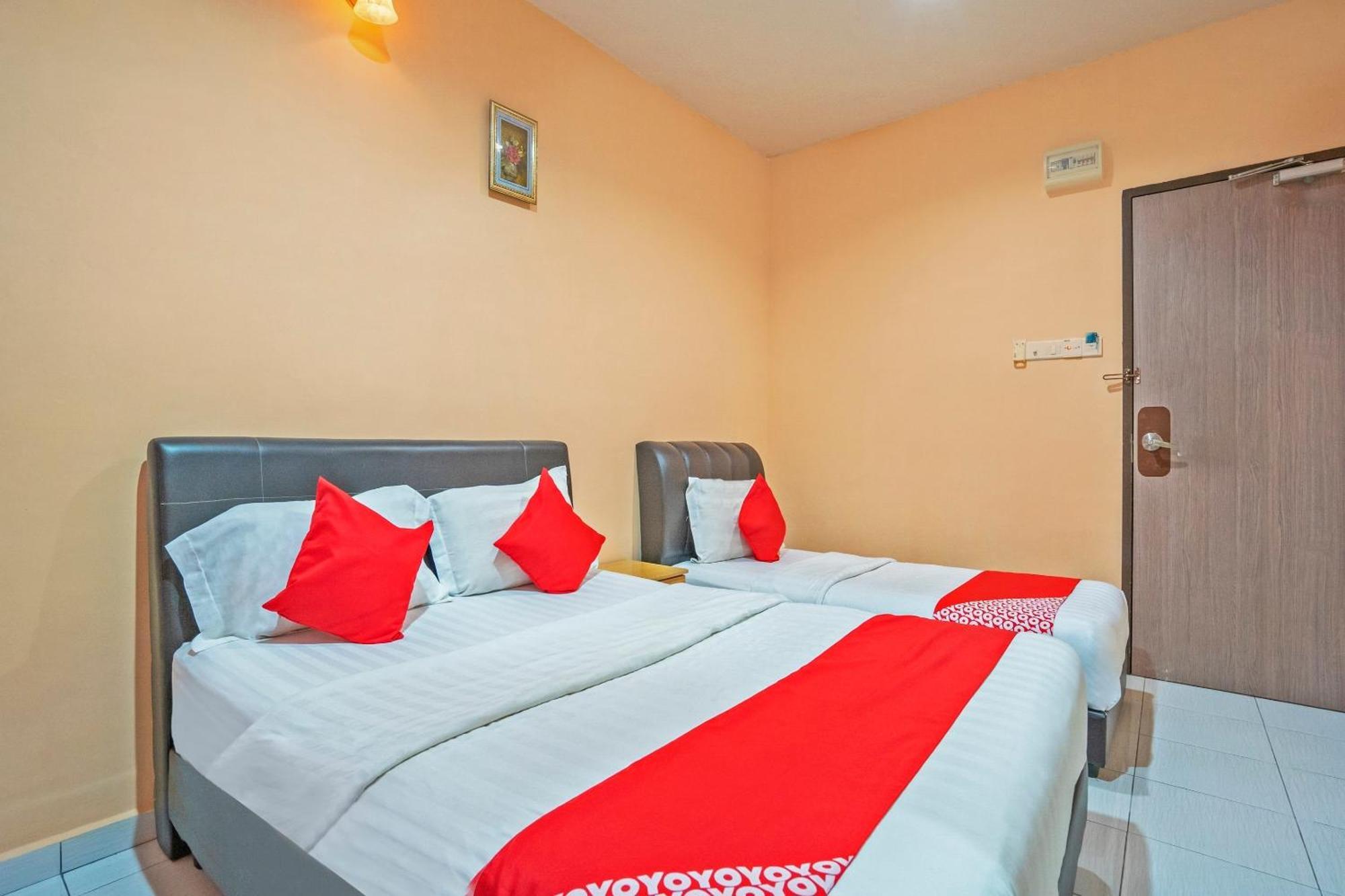 Sz Hotel Лумут Екстер'єр фото
