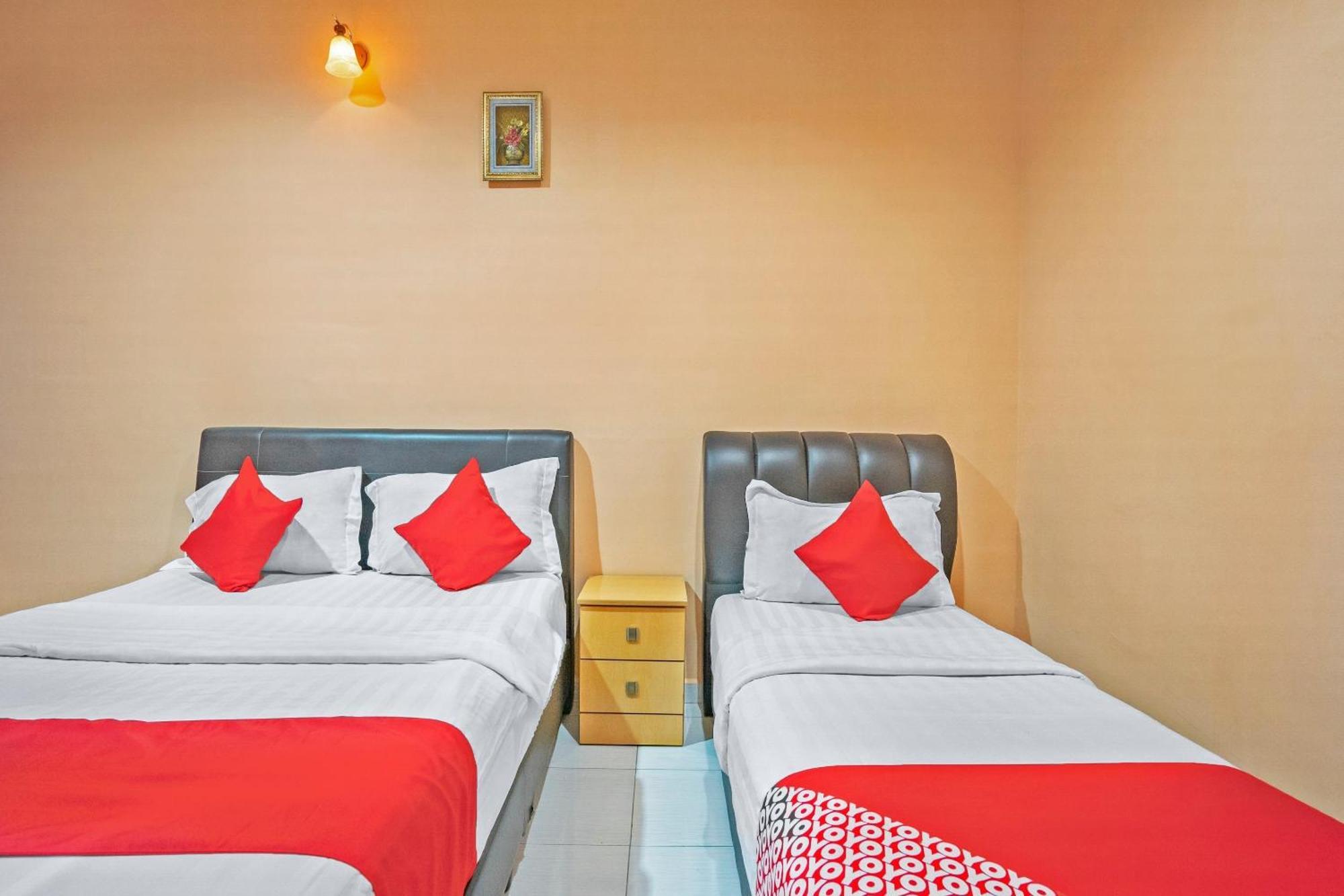 Sz Hotel Лумут Екстер'єр фото