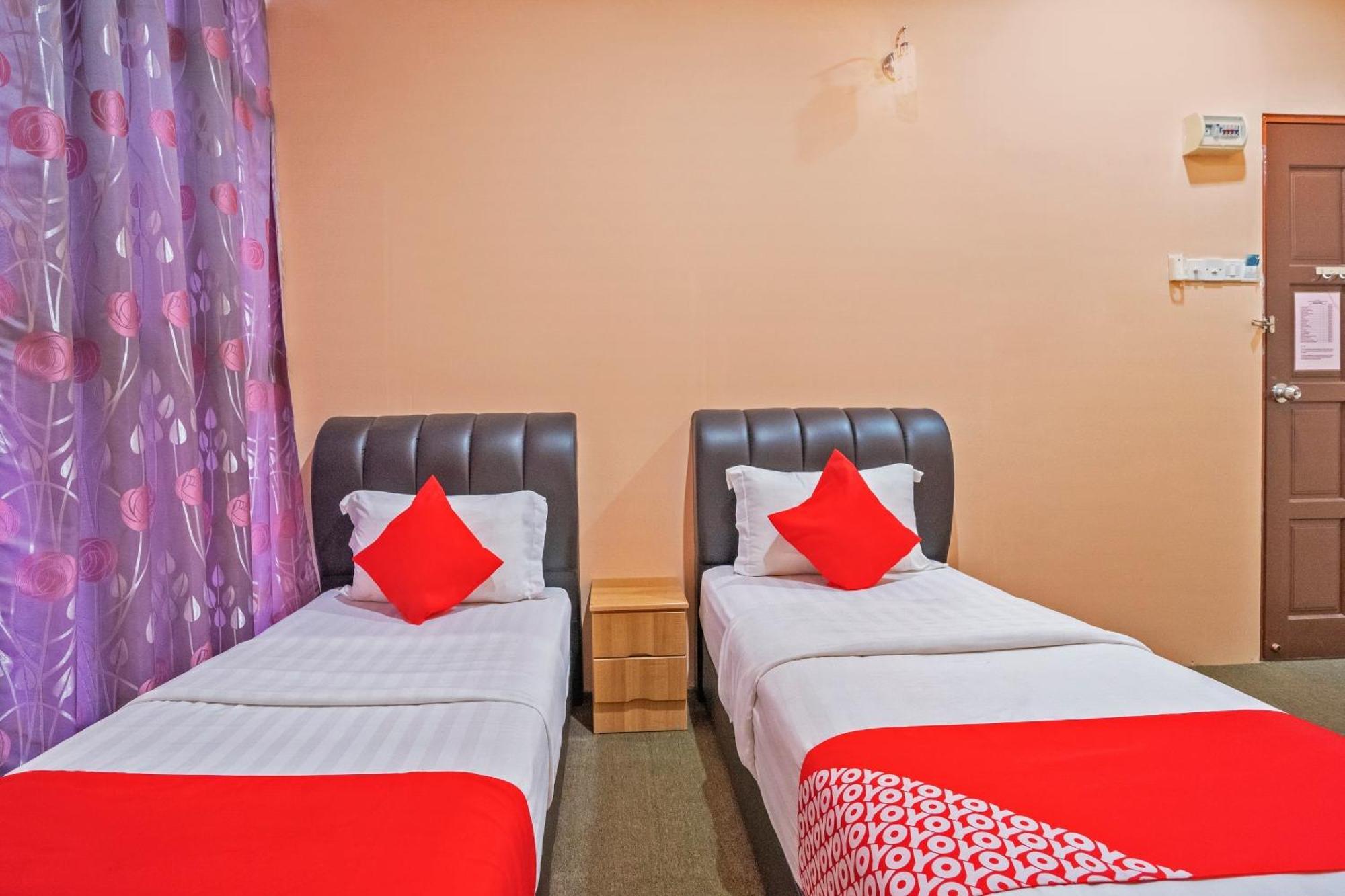 Sz Hotel Лумут Екстер'єр фото