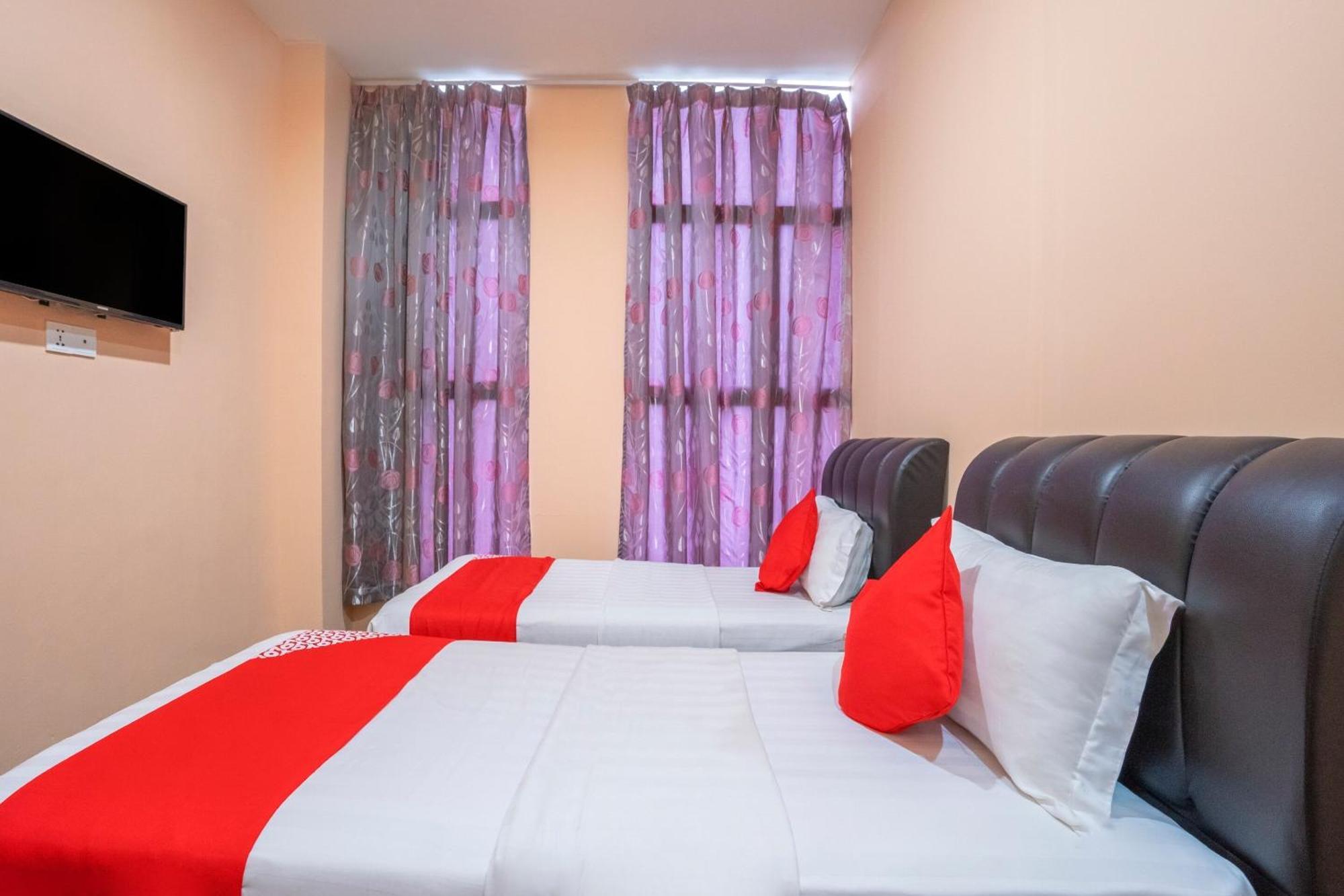 Sz Hotel Лумут Екстер'єр фото