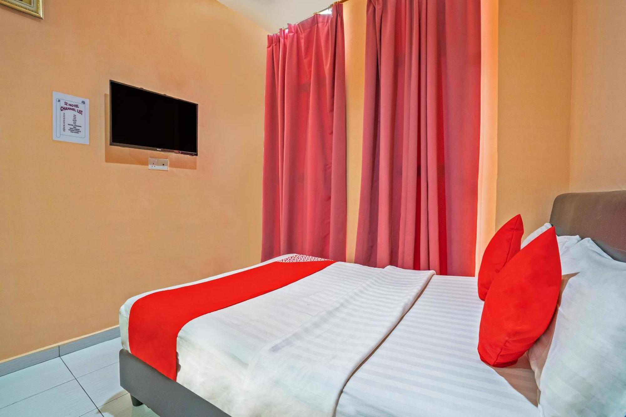 Sz Hotel Лумут Екстер'єр фото