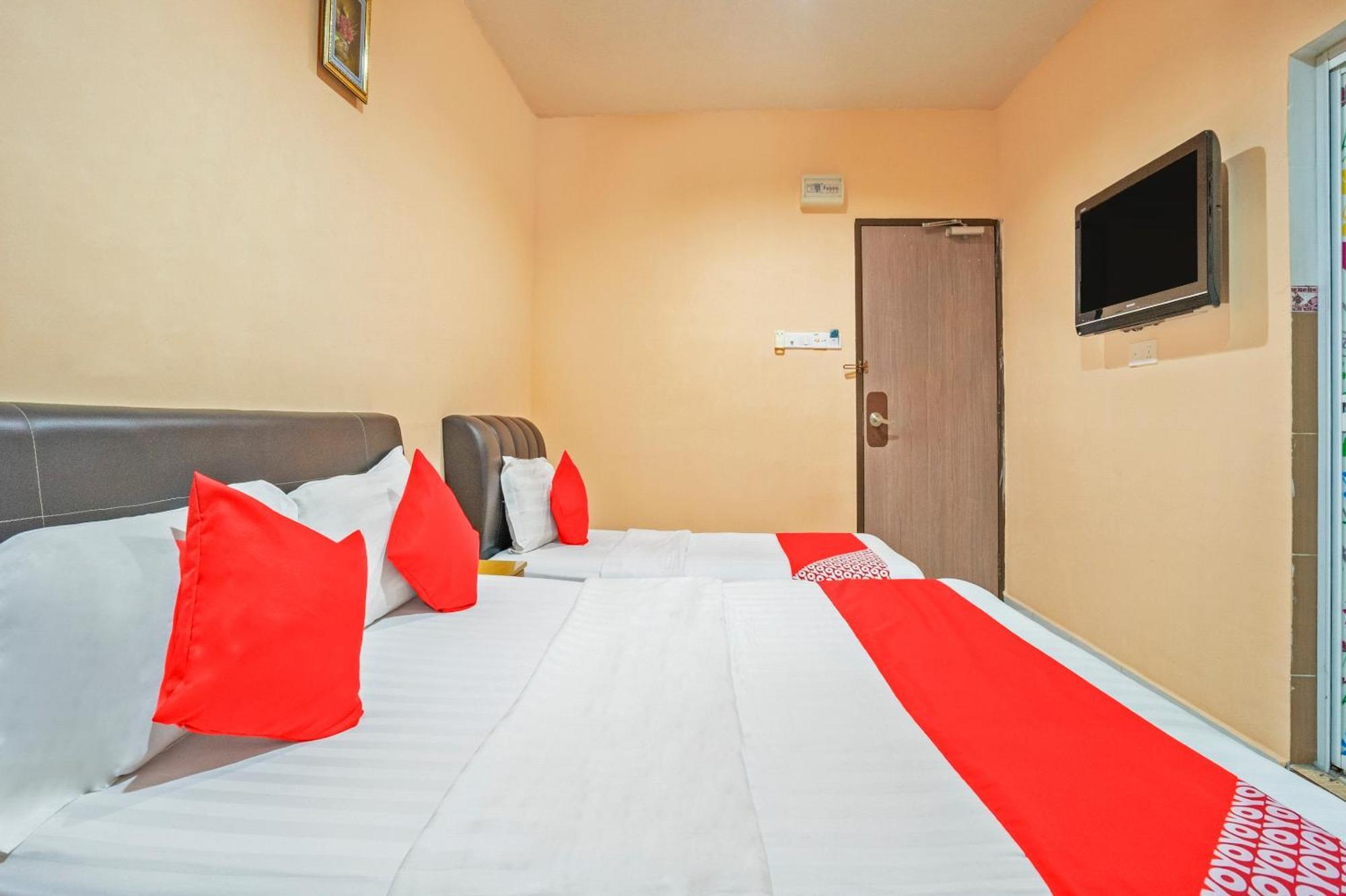 Sz Hotel Лумут Екстер'єр фото