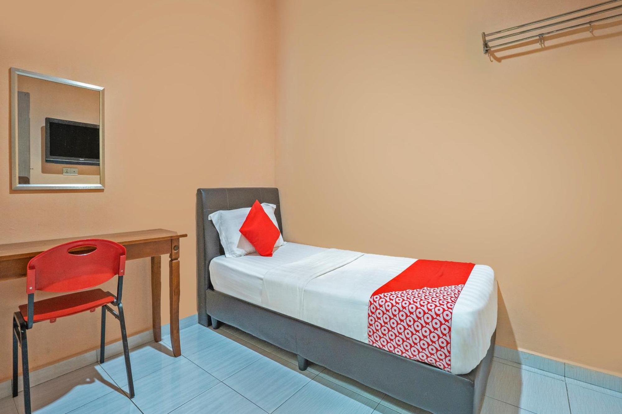 Sz Hotel Лумут Екстер'єр фото