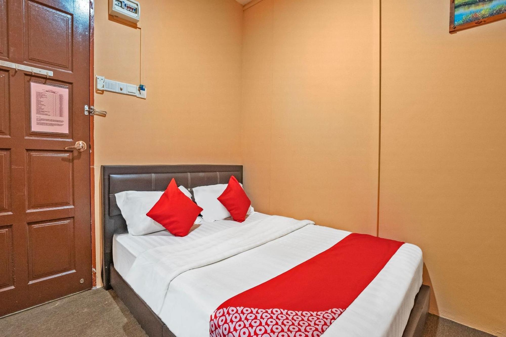 Sz Hotel Лумут Екстер'єр фото