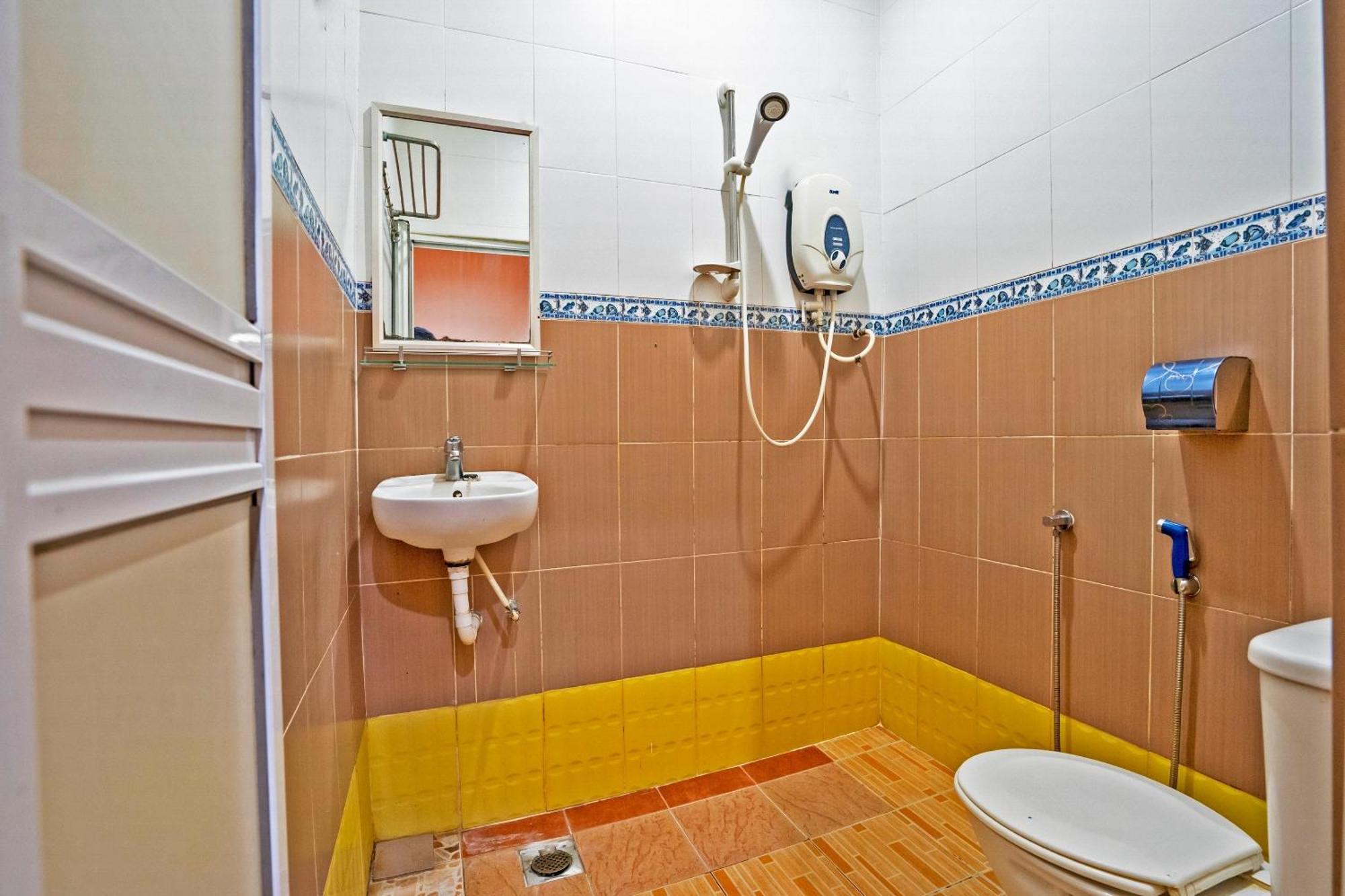 Sz Hotel Лумут Екстер'єр фото